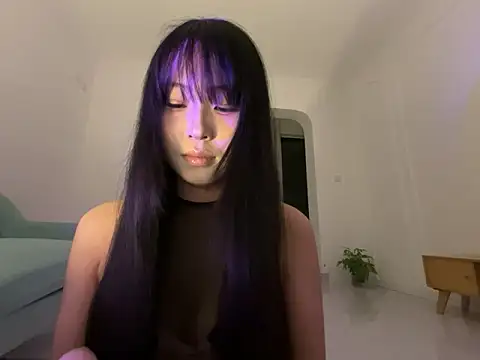 77momomo online show from 11, 11, 2025