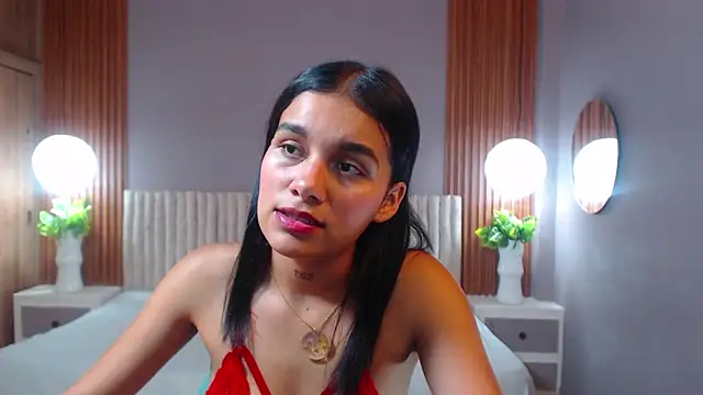 MiaLux5 online show from 18, 10, 2025