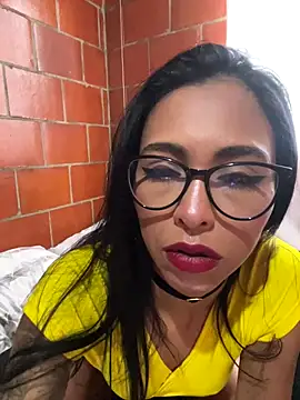 Emma  cumlovee online show from 23, 10, 2025