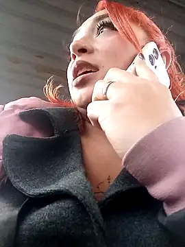 Snapshot of Mariana-94 chatting on 17, 10, 2025 Mariana-94 online show from 17, 10, 2025