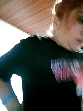 Snapshot of Mariana-94 chatting on 28, 10, 2025 Mariana-94 online show from 28, 10, 2025