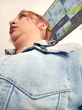 Snapshot of Mariana-94 chatting on 19, 11, 2025 Mariana-94 online show from 19, 11, 2025