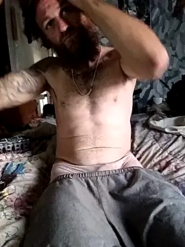 Snapshot of bearded_cross chatting on 17, 10, 2025 bearded cross online show from 17, 10, 2025