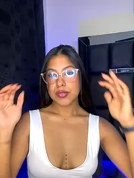 Kendra C online show from 19, 10, 2025