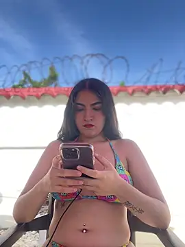 Snapshot of Gaby-Herrera chatting on 11, 9, 2025 Gaby-Herrera online show from 11, 9, 2025