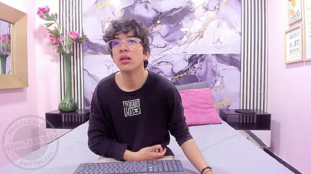 Desire Ecstasy online show from 12, 10, 2025