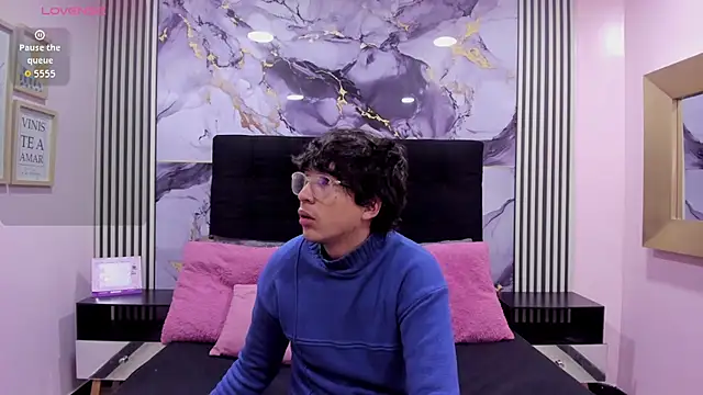 Desire Ecstasy online show from 5, 12, 2025