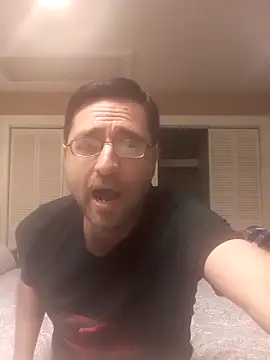 Snapshot of Gearsuit chatting on 23, 10, 2025 Gearsuit online show from 23, 10, 2025