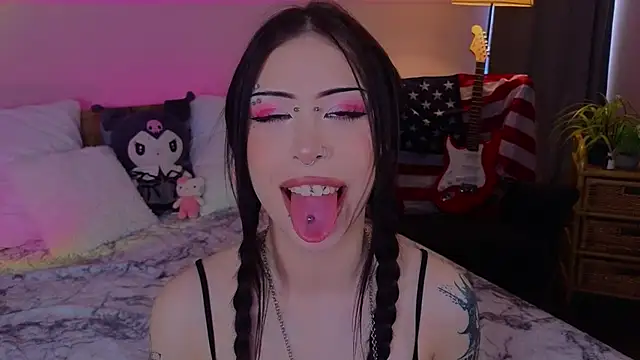 Snapshot of venomeowww__ chatting on 23, 2, 2026 venomeowww online show from 23, 2, 2026