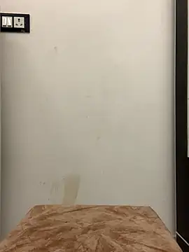 layra 9900 online show from 19, 11, 2025