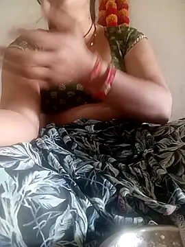 CUTGIRL76 online show from 3, 3, 2026