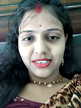 AnanyaKapoor89 online show from 6, 11, 2025