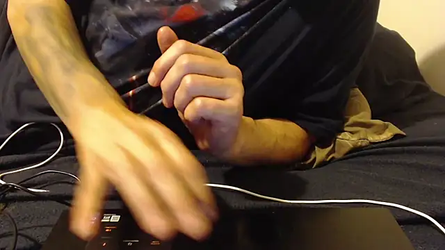 idiotpig66 online show from 22, 3, 2026