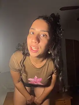 Snapshot of Souphicherry chatting on 6, 3, 2026 Souphicherry online show from 6, 3, 2026