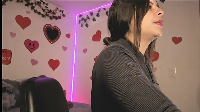 Snapshot of MiaCollinssx chatting on 1, 3, 2026 MiaCollinssx online show from 1, 3, 2026