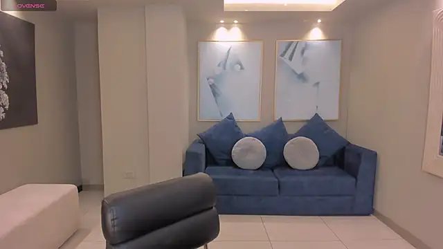 LeahNovac online show from 7, 11, 2025