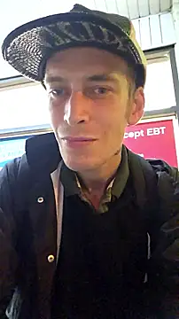 Snapshot of Leshok chatting on 28, 11, 2025 Leshok online show from 28, 11, 2025