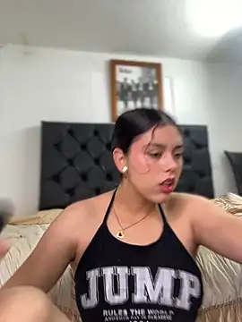 Snapshot of AVA_69 chatting on 2, 10, 2025 AVA 69 online show from 2, 10, 2025