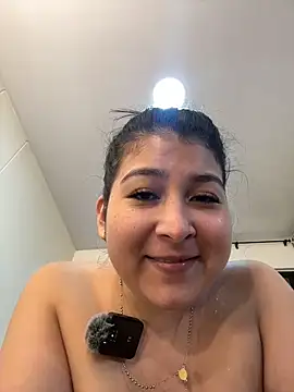 evelyn 1702 online show from 16, 2, 2026