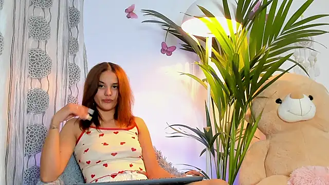 ScarlettVelour online show from 27, 10, 2025