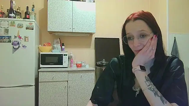 Snapshot of Lucy_Divine chatting on 13, 11, 2025 Lucy Divine online show from 13, 11, 2025