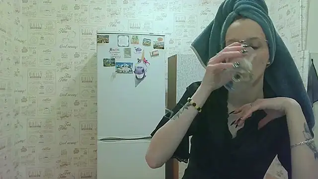 Snapshot of Lucy_Divine chatting on 3, 12, 2025 Lucy Divine online show from 3, 12, 2025