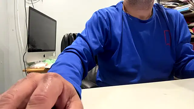 Snapshot of frankyjones8989 chatting on 18, 11, 2025 frankyjones8989 online show from 18, 11, 2025