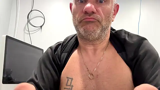 Snapshot of frankyjones8989 chatting on 19, 11, 2025 frankyjones8989 online show from 19, 11, 2025