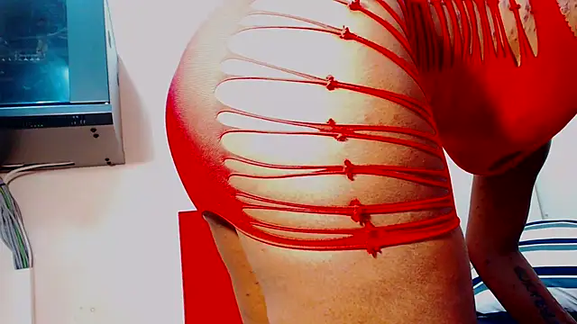 FreakyScarlet00 online show from 7, 11, 2025