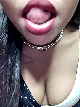 priyanka1345 online show from 10, 9, 2025
