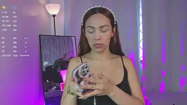 Snapshot of nikolevoshkie_ chatting on 15, 10, 2025 nikolevoshkie online show from 15, 10, 2025