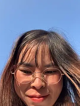 han-cute online show from 27, 11, 2025