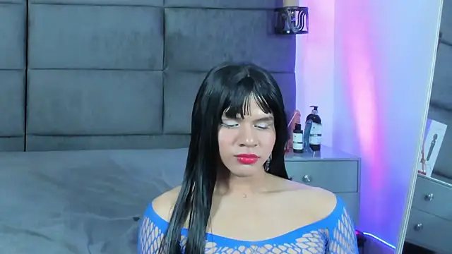 Snapshot of Slenna_Moon chatting on 8, 11, 2025 Slenna Moon online show from 8, 11, 2025