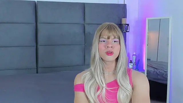 Snapshot of Slenna_Moon chatting on 13, 11, 2025 Slenna Moon online show from 13, 11, 2025