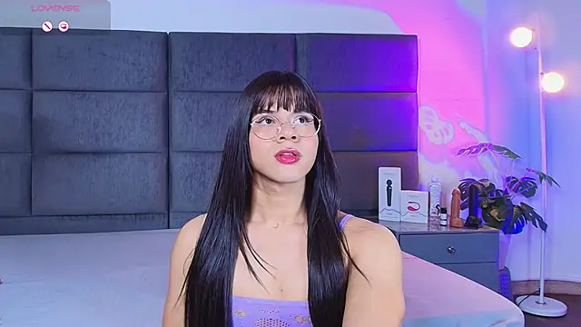 Slenna Moon online show from 8, 2, 2026