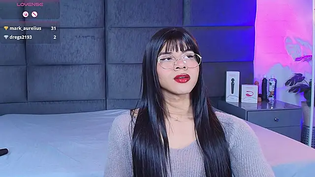 Slenna Moon online show from 2, 3, 2026