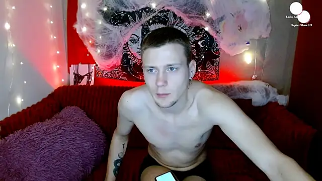 Xavier Night81 online show from 31, 10, 2025