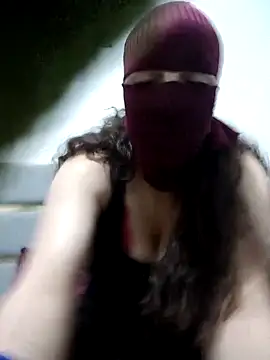 Snapshot of Ahalm chatting on 1, 11, 2025 Ahalm online show from 1, 11, 2025