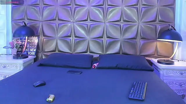 MeganLarsson online show from 19, 10, 2025