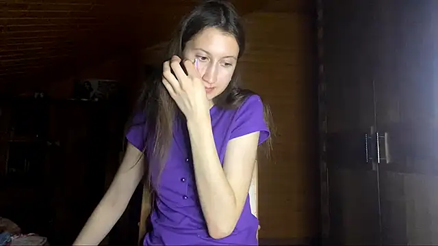 Shyselly online show from 10, 10, 2025