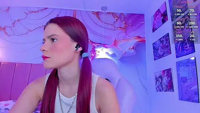 EvaKalifa online show from 17, 9, 2025