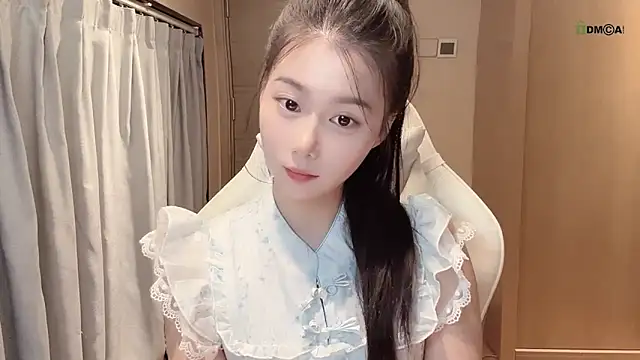 Snapshot of Makinghappymyself_ chatting on 30, 10, 2025 Makinghappymyself online show from 30, 10, 2025