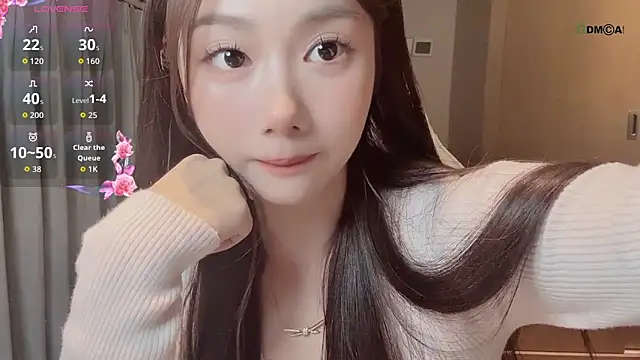 Snapshot of Makinghappymyself_ chatting on 24, 11, 2025 Makinghappymyself online show from 24, 11, 2025