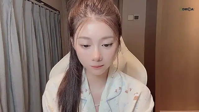 Snapshot of Makinghappymyself_ chatting on 2, 12, 2025 Makinghappymyself online show from 2, 12, 2025