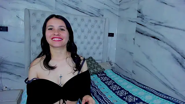 Ari and Storm online show from 11, 10, 2025