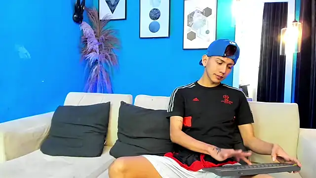 Snapshot of Marcus_and_Tony chatting on 22, 2, 2026 Marcus and Tony online show from 22, 2, 2026