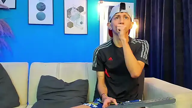 Snapshot of Marcus_and_Tony chatting on 5, 3, 2026 Marcus and Tony online show from 5, 3, 2026