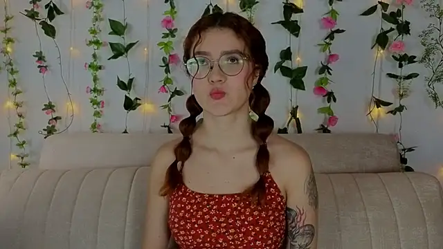 MiaWinxxx online show from 24, 9, 2025