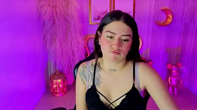 ivy lodge s online show from 4, 10, 2025