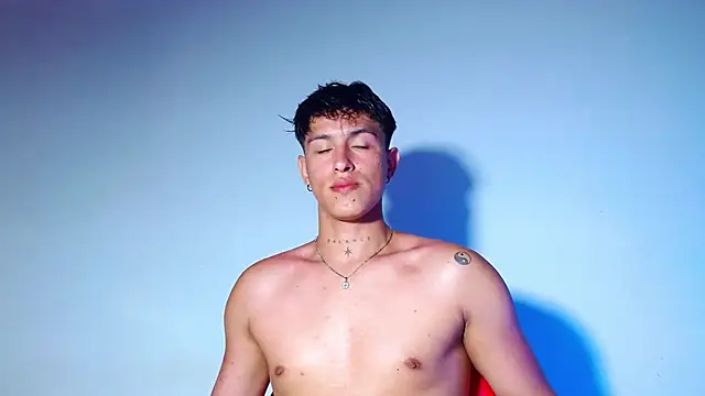 Snapshot of rowanbigboy23 chatting on 14, 3, 2026 rowanbigboy23 online show from 14, 3, 2026